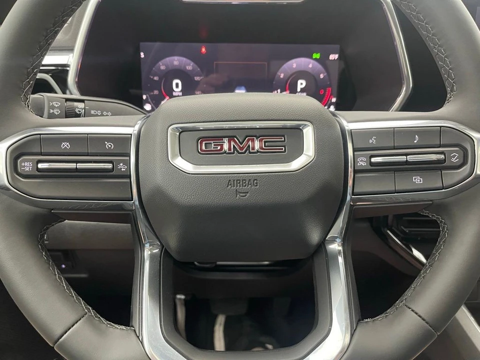 2025 GMC Canyon 2nd Gen - Image 11 of 12