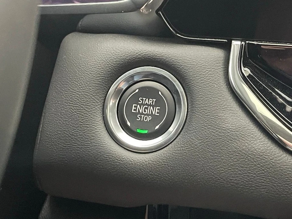 2025 GMC Canyon 2nd Gen - Image 4 of 12