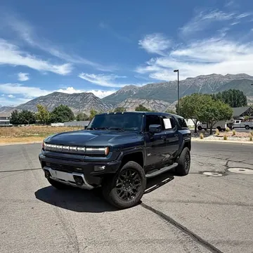 2025 GMC Hummer EV SUV 2X