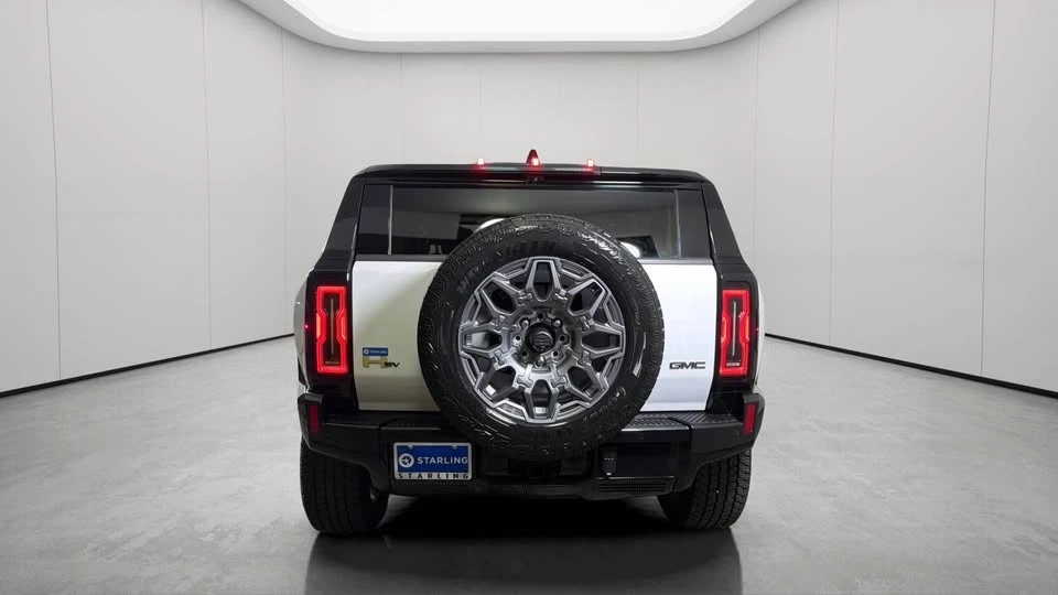 2025 GMC Hummer EV - Image 4 of 20
