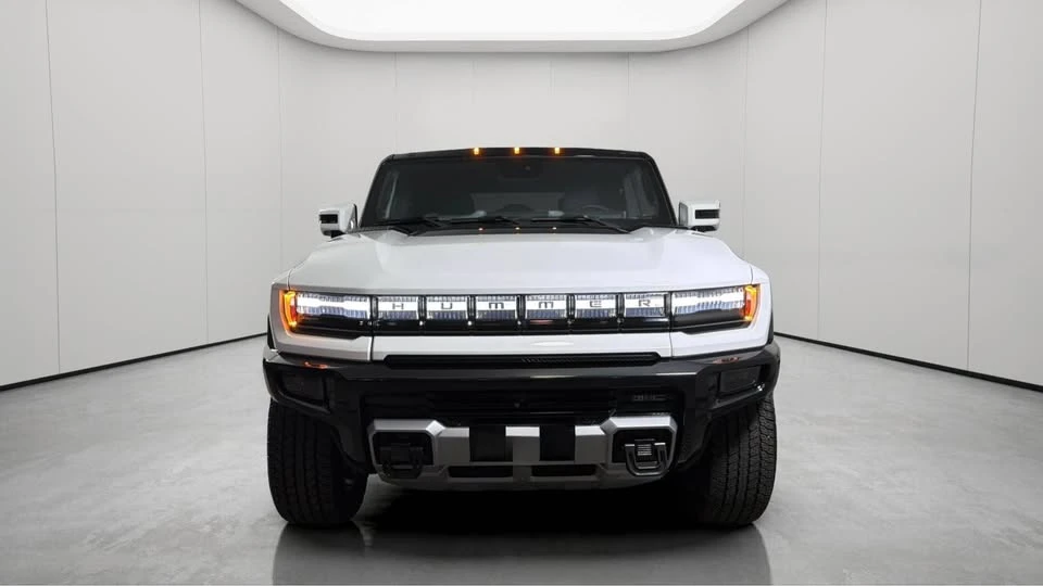 2025 GMC Hummer EV - Image 2 of 20
