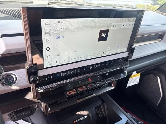 2025 GMC Hummer EV - Image 11 of 15
