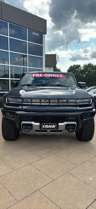 2025 GMC Hummer EV - Image 2 of 10
