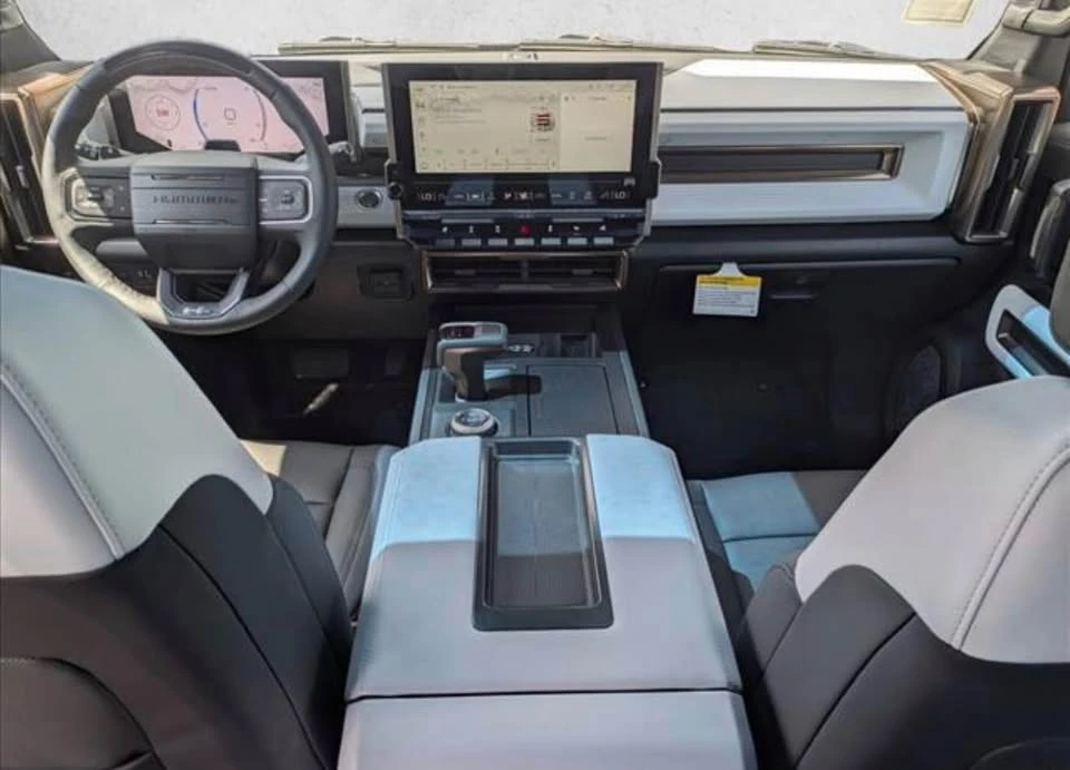 2025 GMC Hummer EV - Image 3 of 6