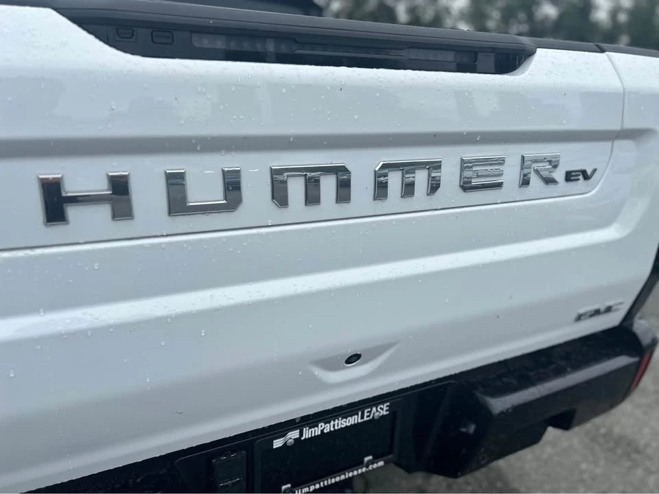 2025 GMC Hummer EV - Image 20 of 20