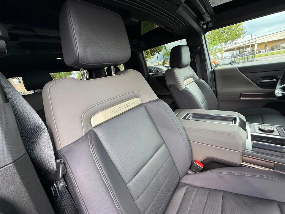 2025 GMC Hummer EV - Image 2 of 12