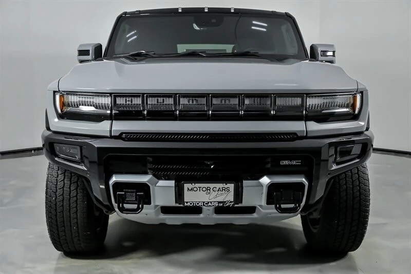 2025 GMC Hummer EV - Image 5 of 21