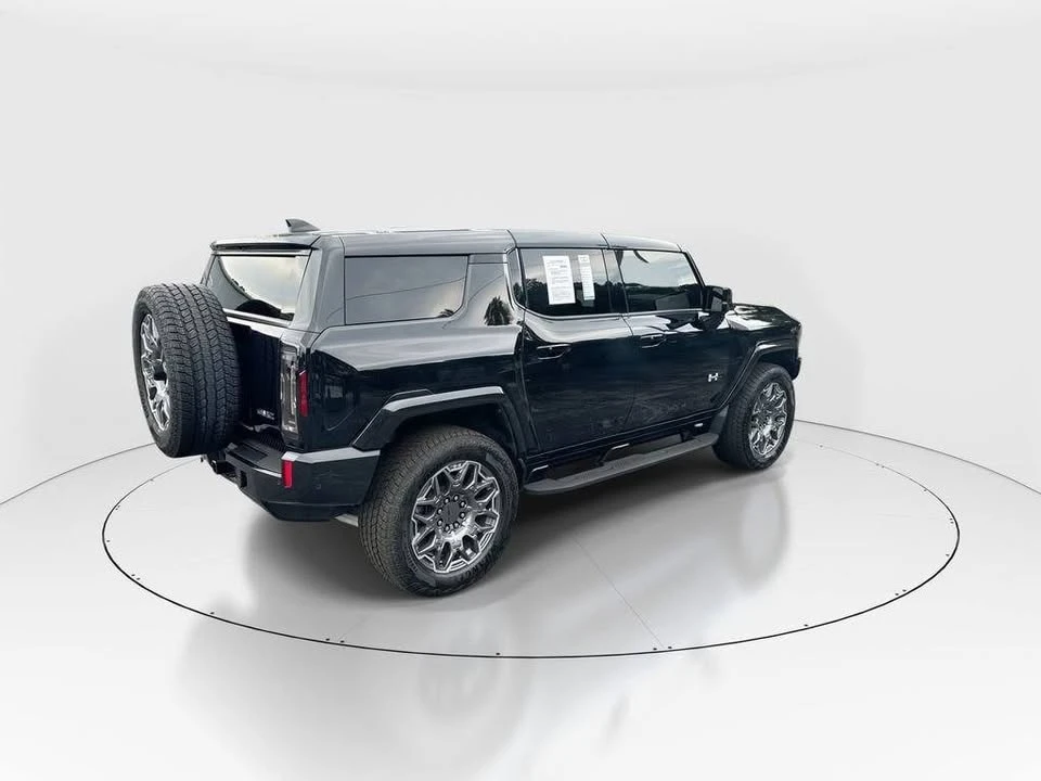 2025 GMC Hummer EV - Image 7 of 20