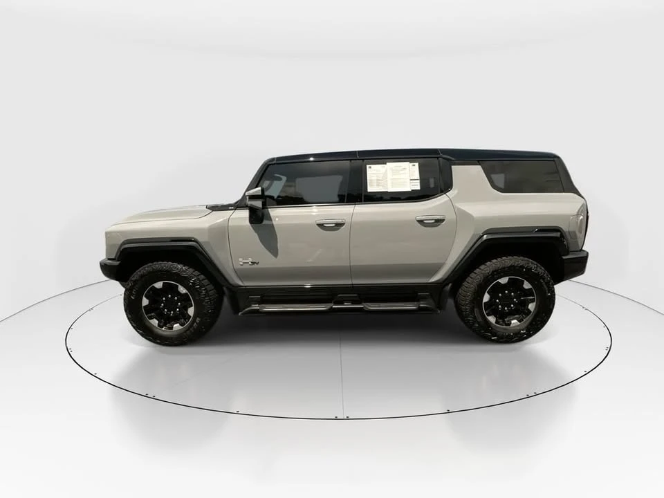 2025 GMC Hummer EV - Image 4 of 20