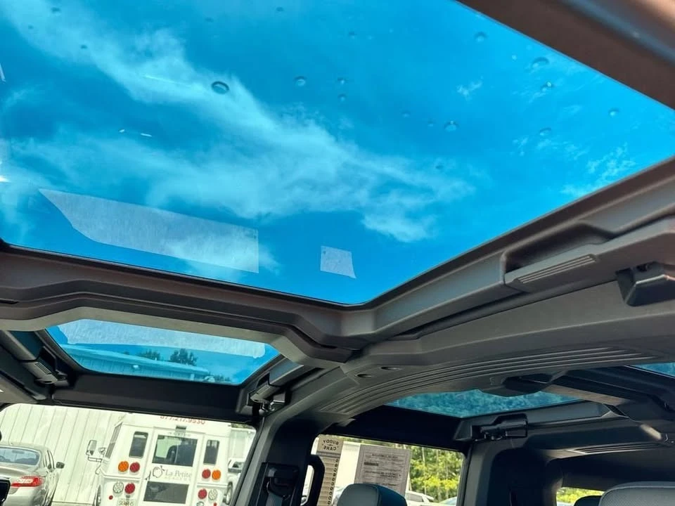 2025 GMC Hummer EV - Image 20 of 20