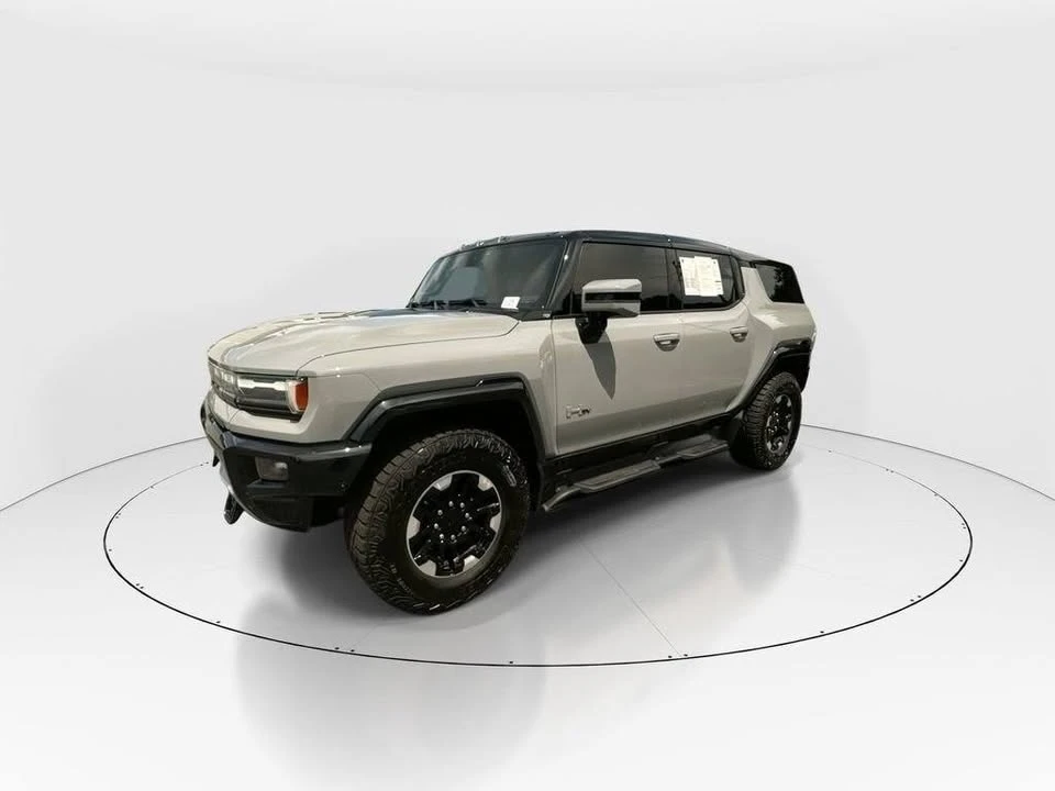 2025 GMC Hummer EV - Image 3 of 20