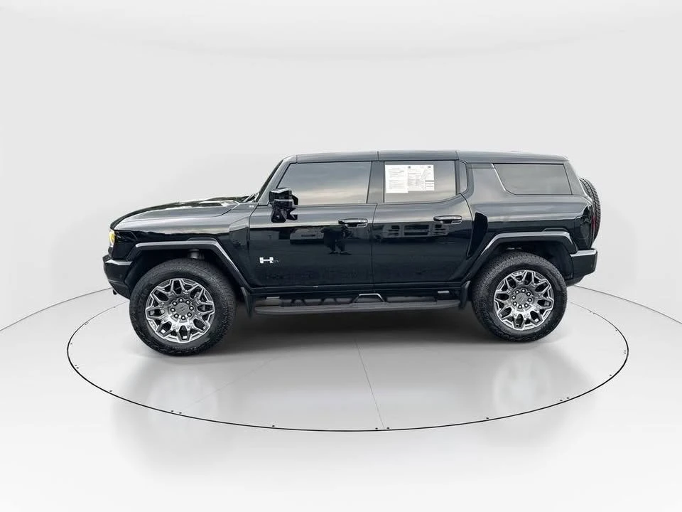 2025 GMC Hummer EV - Image 4 of 20