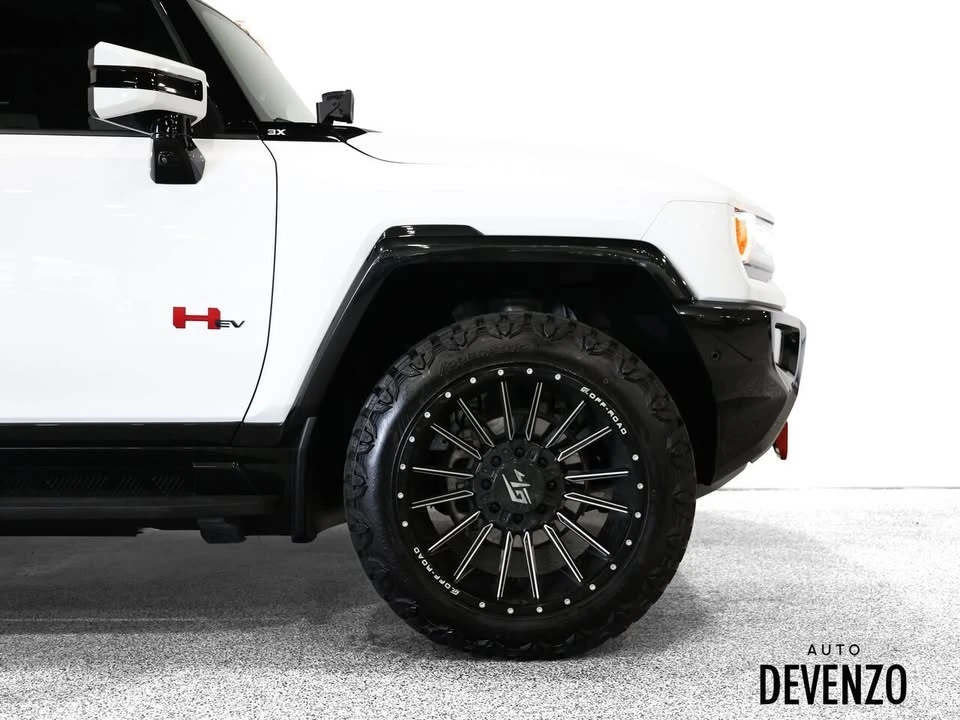 2025 GMC Hummer EV - Image 5 of 20