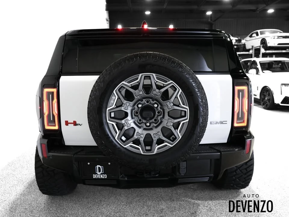 2025 GMC Hummer EV - Image 4 of 20