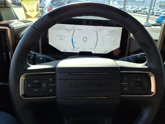 2025 GMC Hummer EV - Image 10 of 12