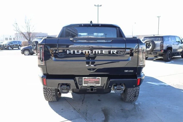 2025 GMC Hummer EV - Image 5 of 20
