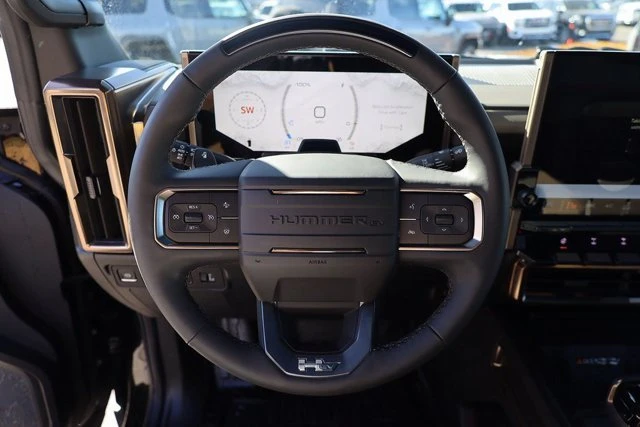 2025 GMC Hummer EV - Image 13 of 20