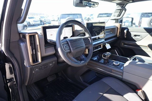 2025 GMC Hummer EV - Image 12 of 20
