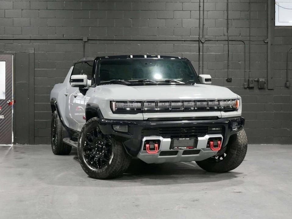 2025 GMC Hummer EV - Image 2 of 20