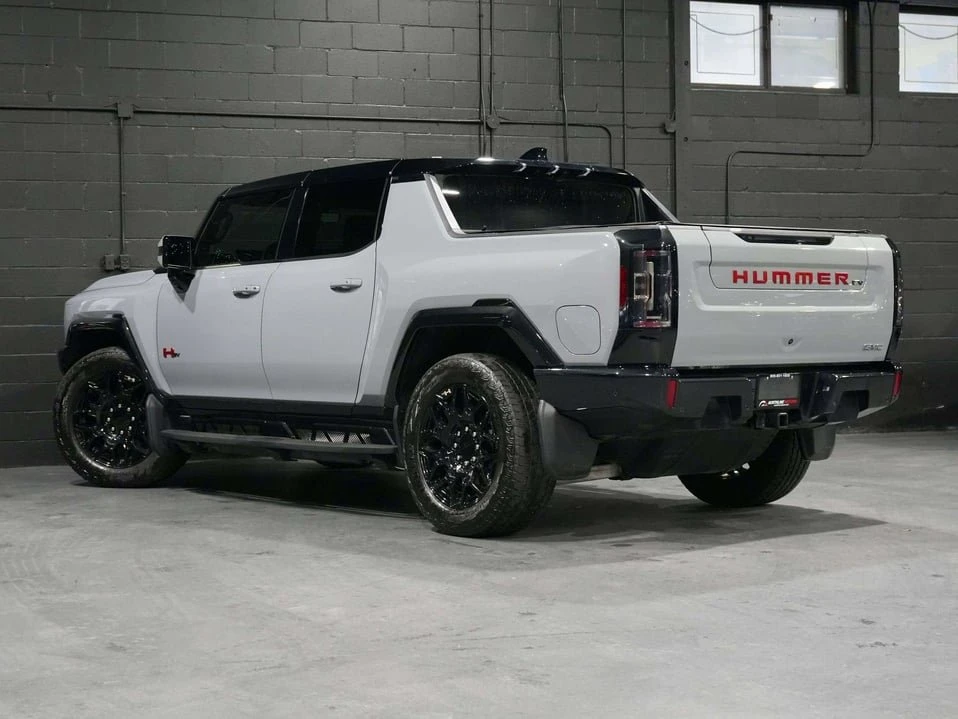 2025 GMC Hummer EV - Image 6 of 20