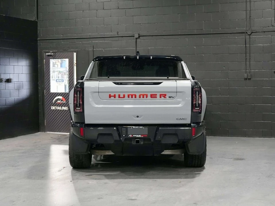 2025 GMC Hummer EV - Image 7 of 20