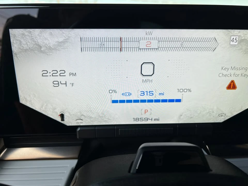 2025 GMC Hummer EV - Image 12 of 20