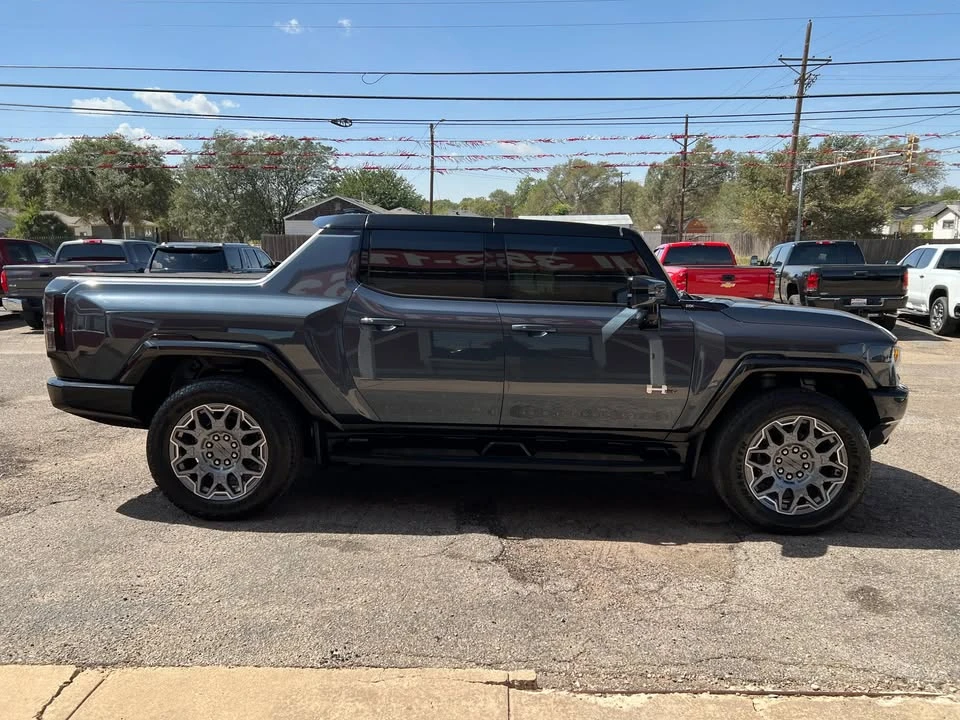 2025 GMC Hummer EV - Image 6 of 20