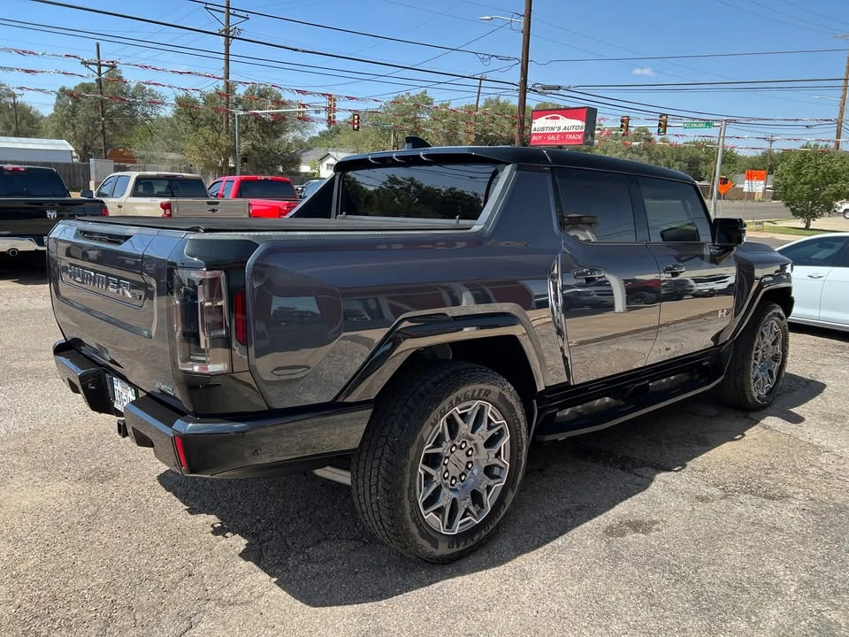2025 GMC Hummer EV - Image 5 of 20