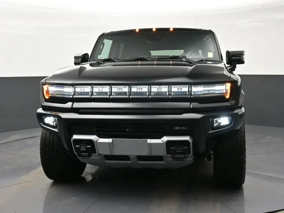 2025 GMC Hummer EV - Image 2 of 19