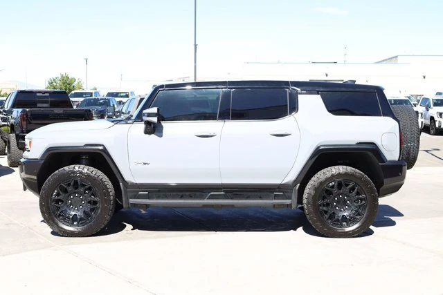 2025 GMC Hummer EV - Image 3 of 20