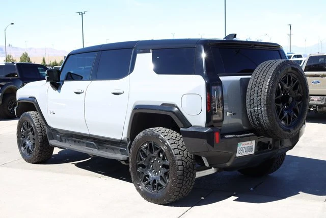 2025 GMC Hummer EV - Image 4 of 20