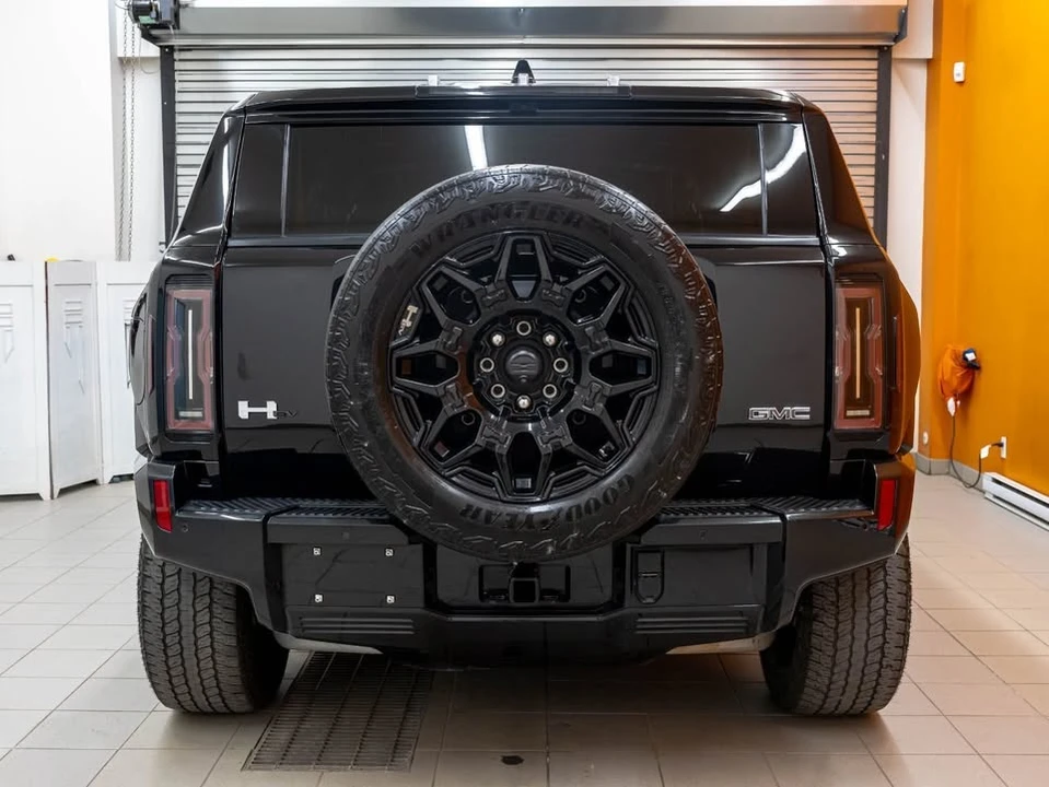 2025 GMC Hummer EV - Image 7 of 20