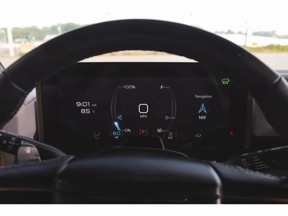 2025 GMC Hummer EV - Image 20 of 20