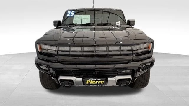 2025 GMC Hummer EV - Image 10 of 20