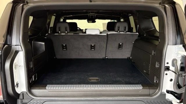 2025 GMC Hummer EV - Image 4 of 20