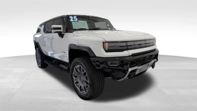 2025 GMC Hummer EV - Image 9 of 20