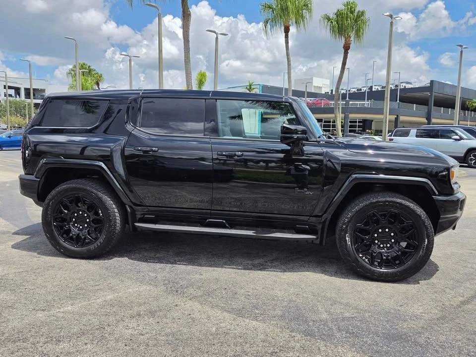 2025 GMC Hummer EV - Image 2 of 19