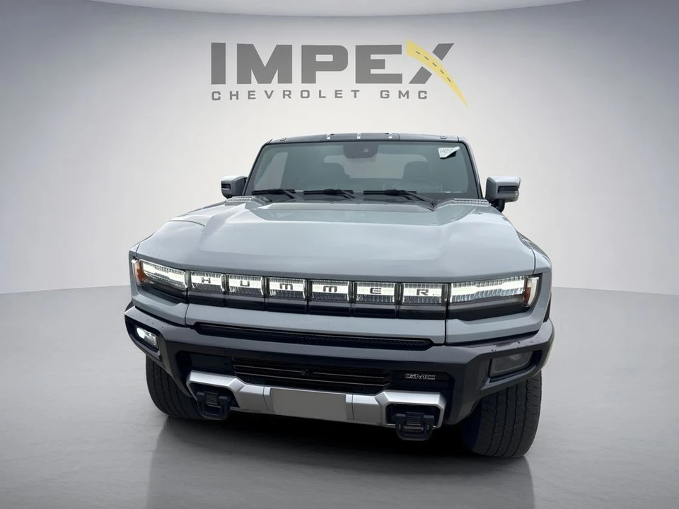 2025 GMC Hummer EV - Image 7 of 15