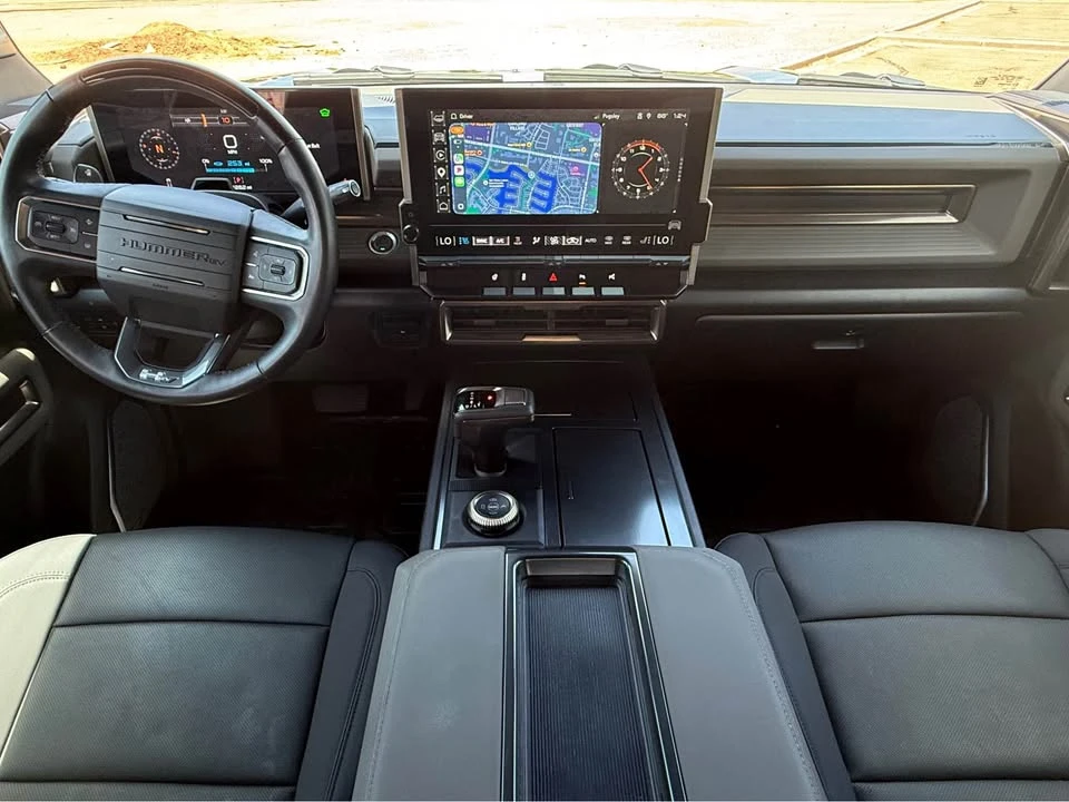2025 GMC Hummer EV - Image 6 of 10