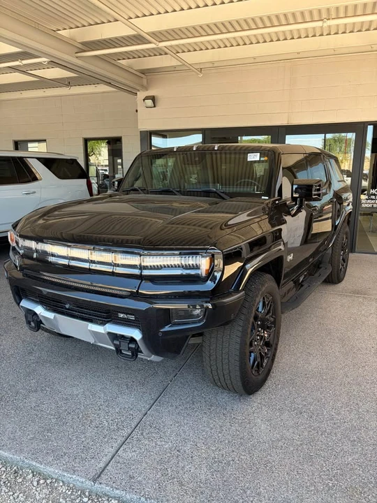 2025 GMC Hummer EV - Image 2 of 6