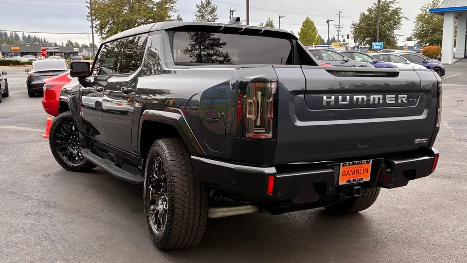 2025 GMC Hummer EV - Image 2 of 11