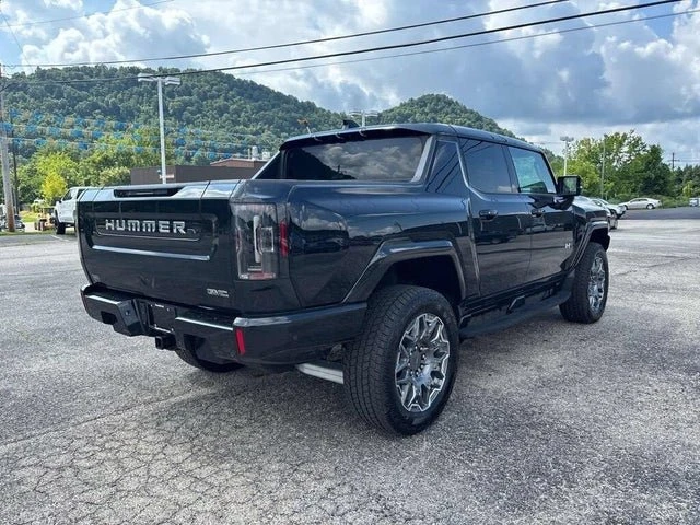 2025 GMC Hummer EV - Image 8 of 20