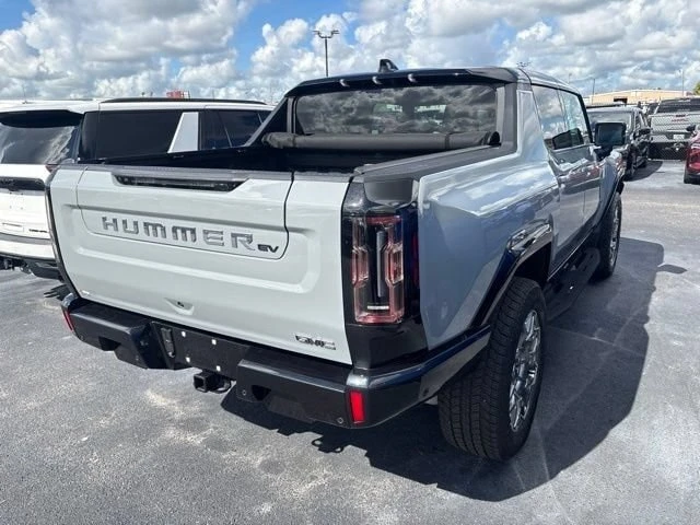 2025 GMC Hummer EV - Image 4 of 12