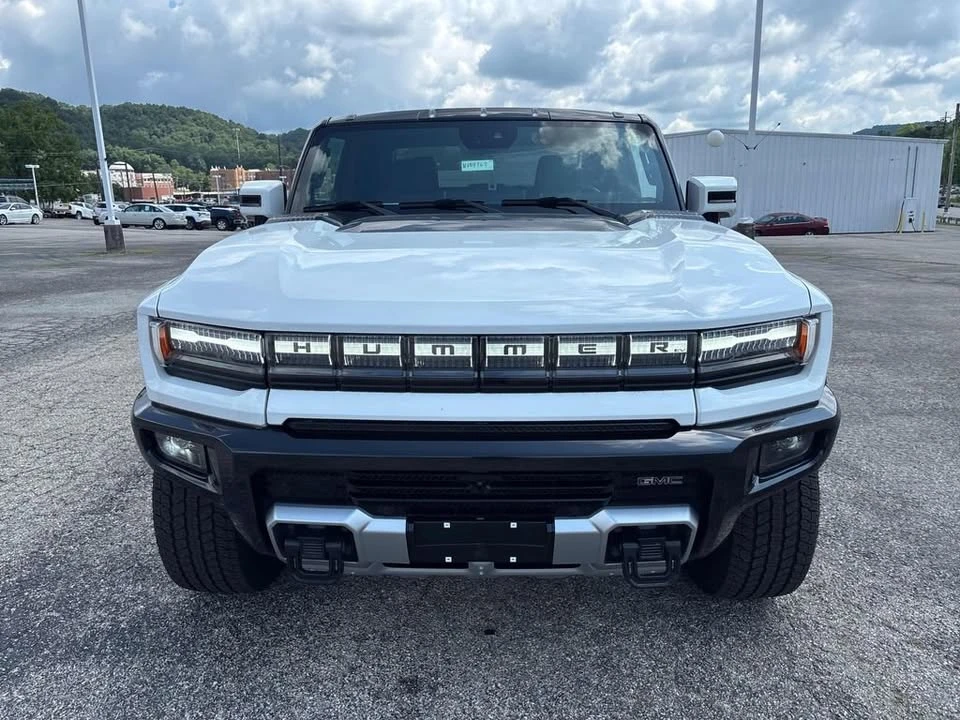 2025 GMC Hummer EV - Image 7 of 20