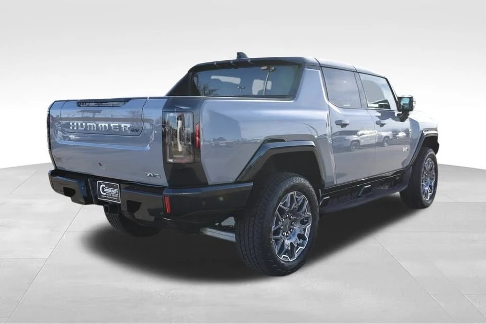 2025 GMC Hummer EV - Image 7 of 20
