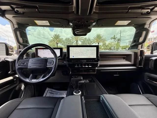 2025 GMC Hummer EV - Image 6 of 12
