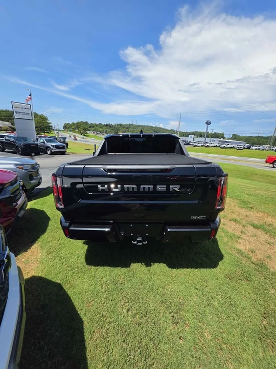 2025 GMC Hummer EV - Image 4 of 12