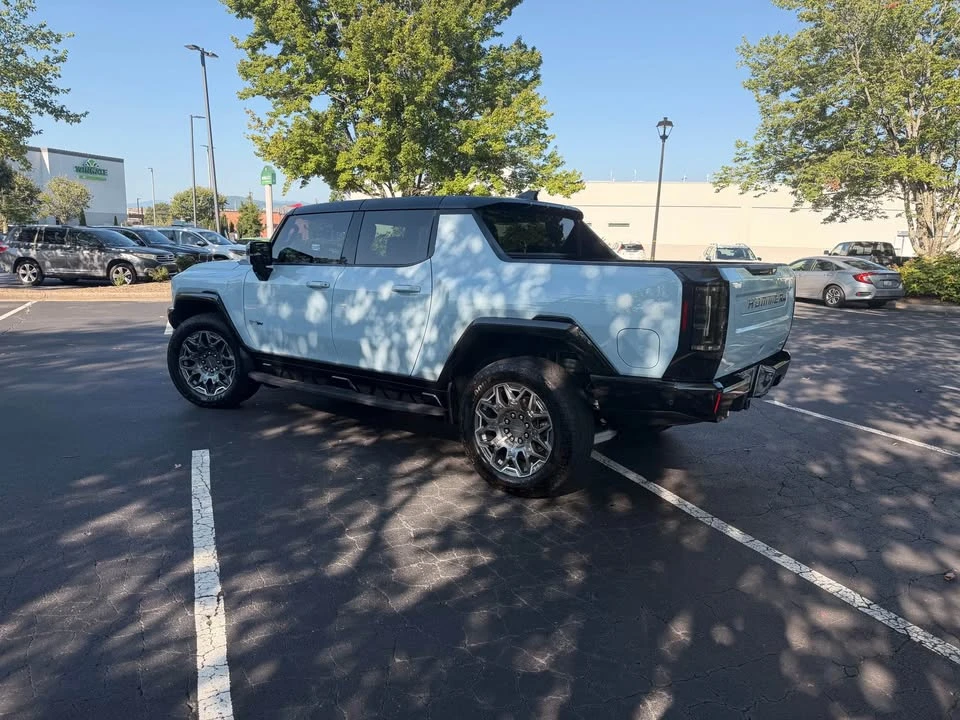 2025 GMC Hummer EV - Image 3 of 7