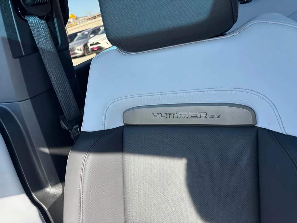 2025 GMC Hummer EV - Image 20 of 20