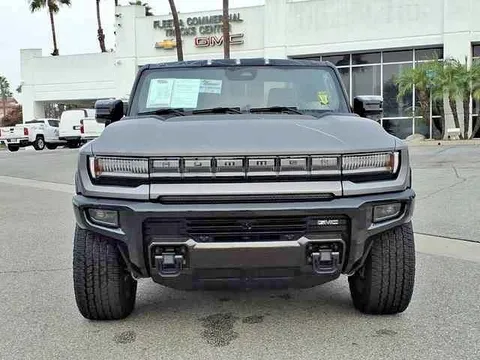 2025 GMC Hummer EV Pickup 3x